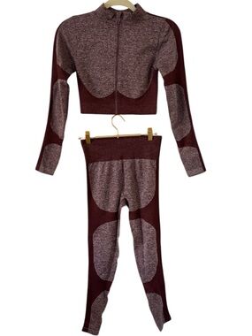 Maroon Contrast Seam Active Set - Two-Piece Zip Jacket & Leggings